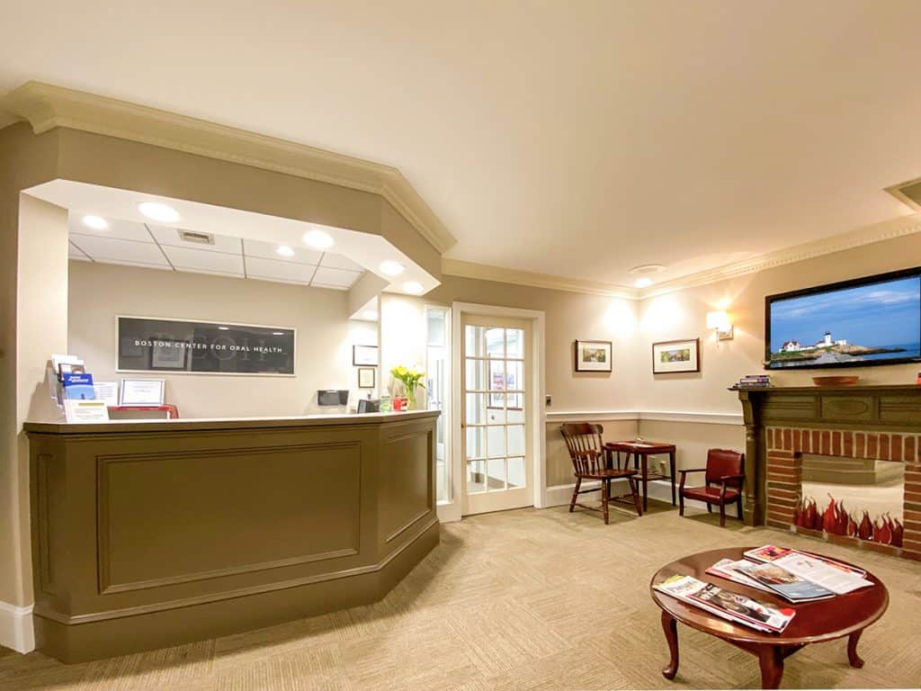 BCOH_EckFoto_Reception_Best_Boston_Dentist